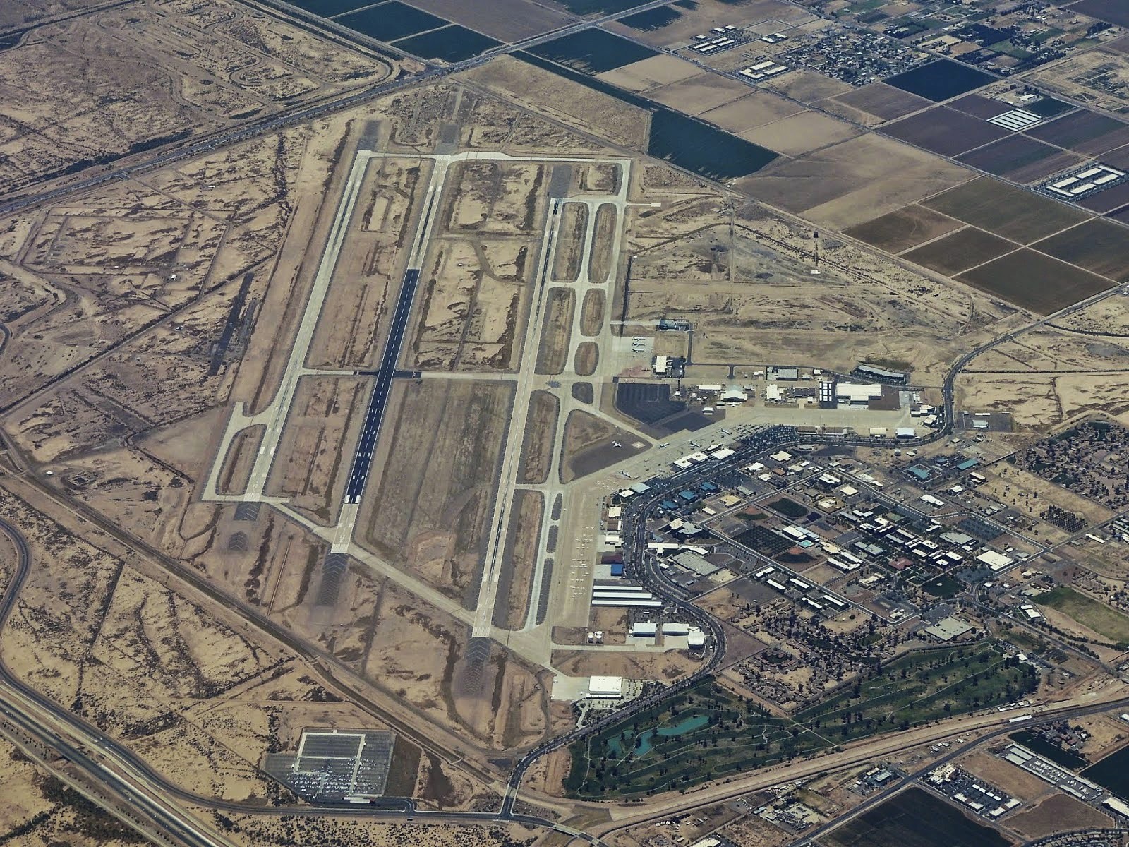 Phoenix-Mesa Gateway Airport Aims To Be Epicenter for Aerospace Operations